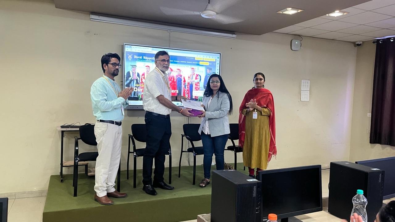 Resent IT trend for MBA & MCA for MBA & MCA Final Year Students under Placement Cell