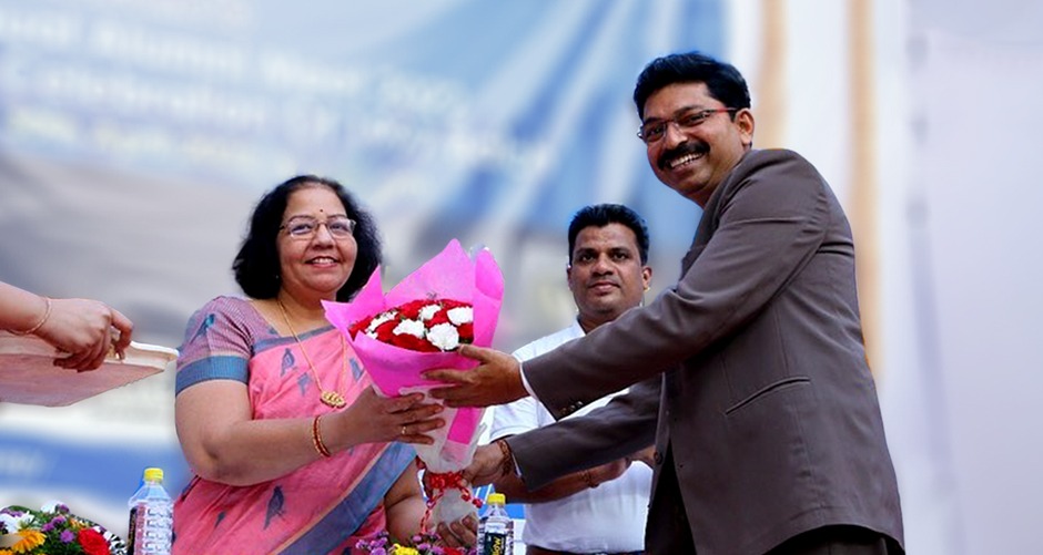 Take a glimpse at the 15th Alumni Meet 2022 event.