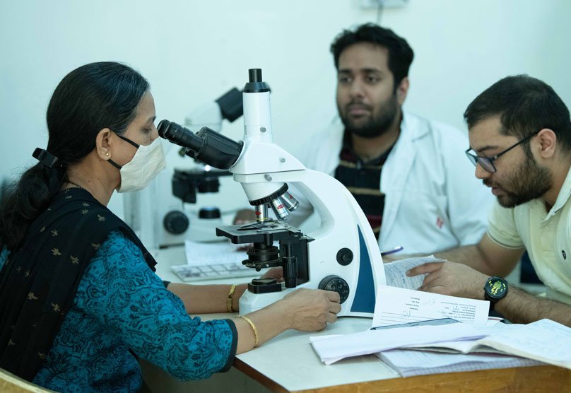 laboratories_box_img-1