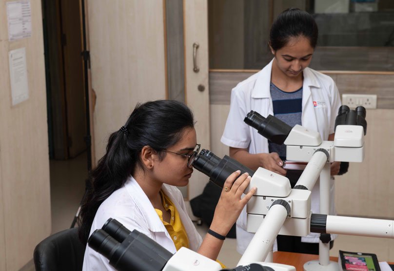 laboratories_box_img-2